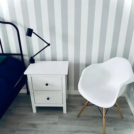 Komfortowy,jasny Dla Max 4-5 Osób