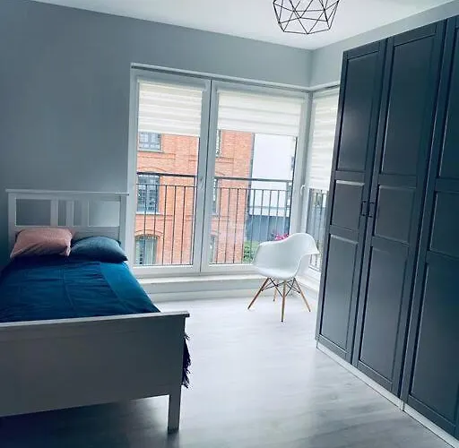 Komfortowy,jasny Dla Max 4-5 Osob דירה לודז'